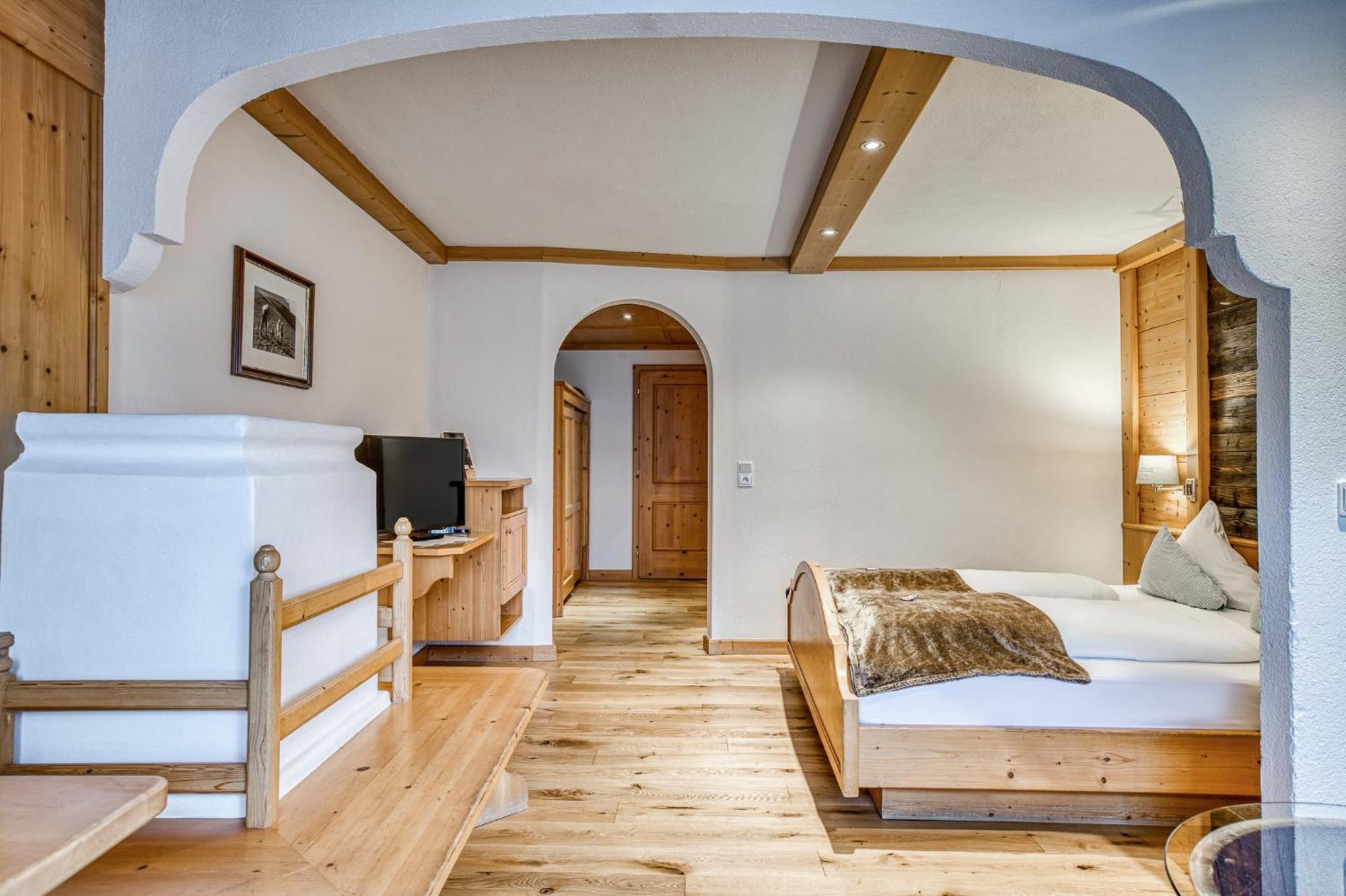 Hotel Alpenstolz Mieders Pokoj fotografie