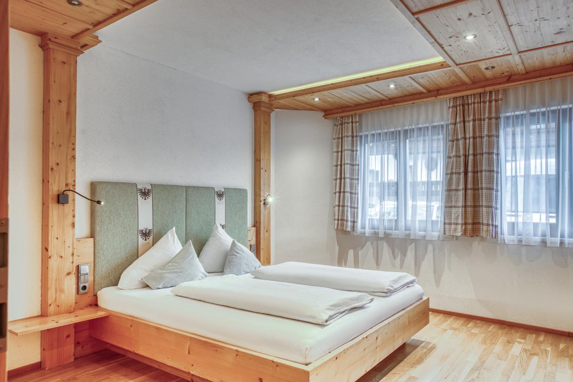 Hotel Alpenstolz Mieders Pokoj fotografie
