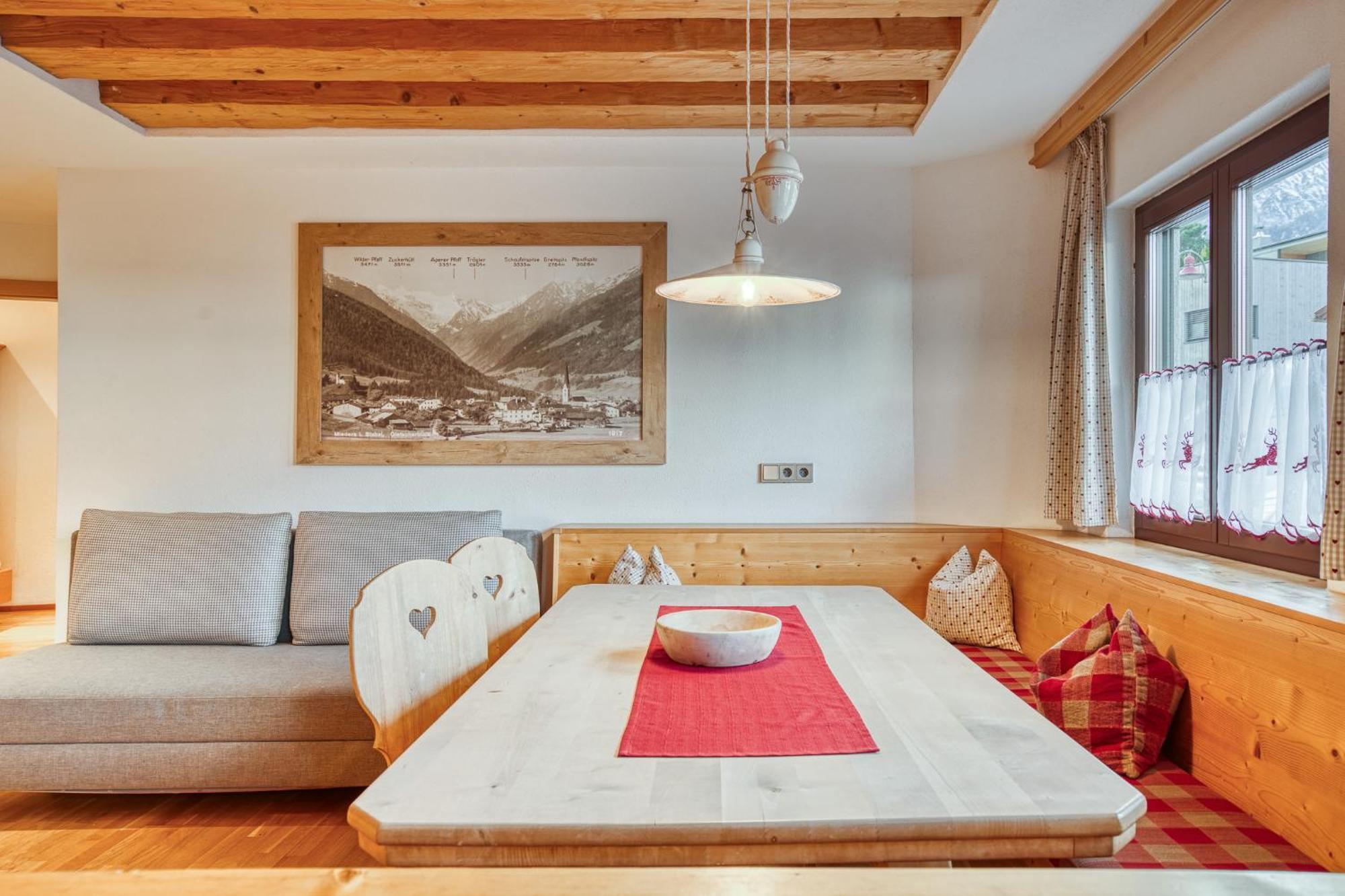 Hotel Alpenstolz Mieders Pokoj fotografie